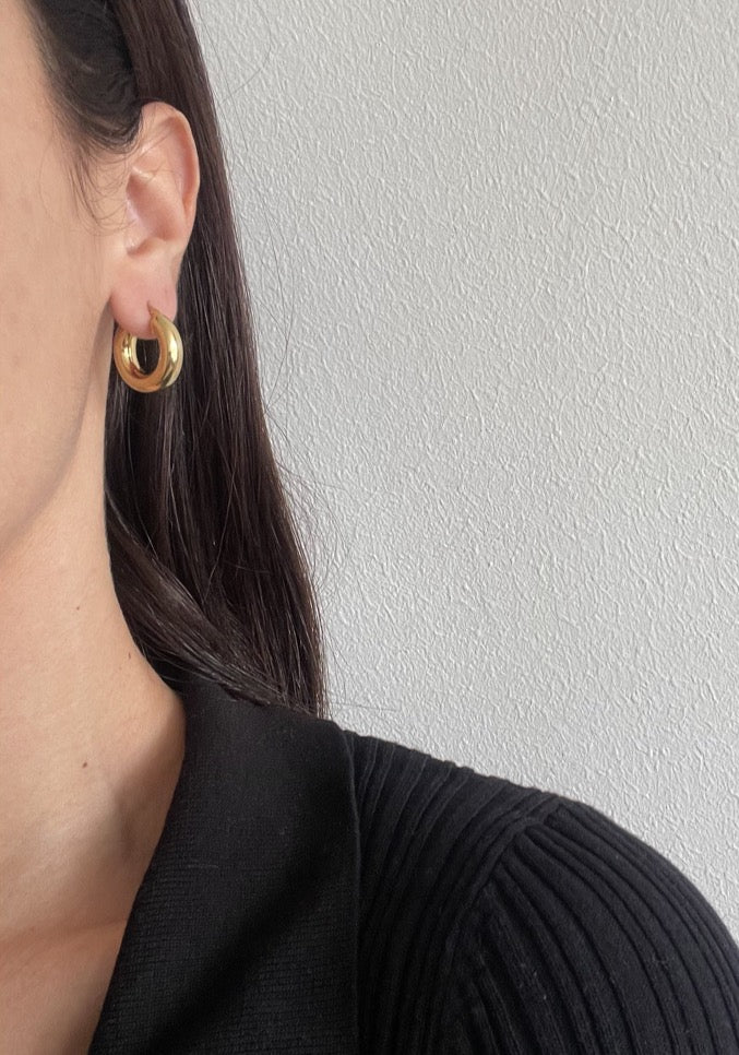 gold small hoops